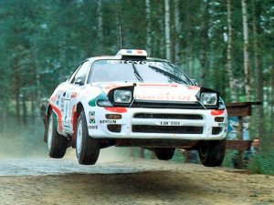 Дидье Ориол (Didier Auriol) на ралли 1994 года за рулем Toyota Celica WRC