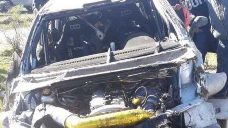 Автомобиль экс-теннисиста Давида Налбандяна попал в аварию