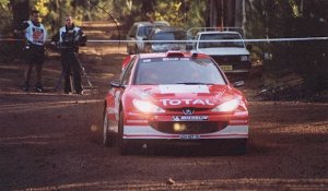 Harri Rovanpera за рулем Peugeot 206 WRC Evo3 на ралли Австралии 2003 года