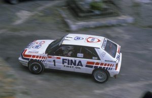 Didier Auriol за рулем Lancia Delta Integrale 16V на ралли Tour de Corse 1991 года