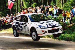 Франсуа Делекур (Fran&ccedil;ois Delecour) на ралли Финляндии WRC 2001 года