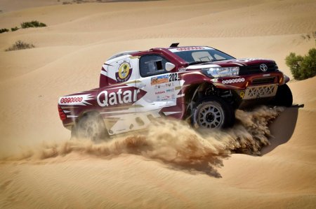 Abu Dhabi Desert Challenge, день 1: атака Аль-Аттии