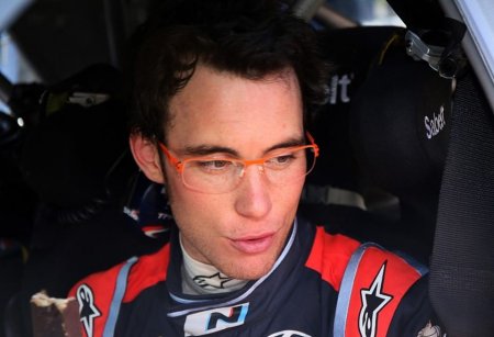 WRC: Тьерри Нёвиль разбил Hyundai на тестах в Португалии